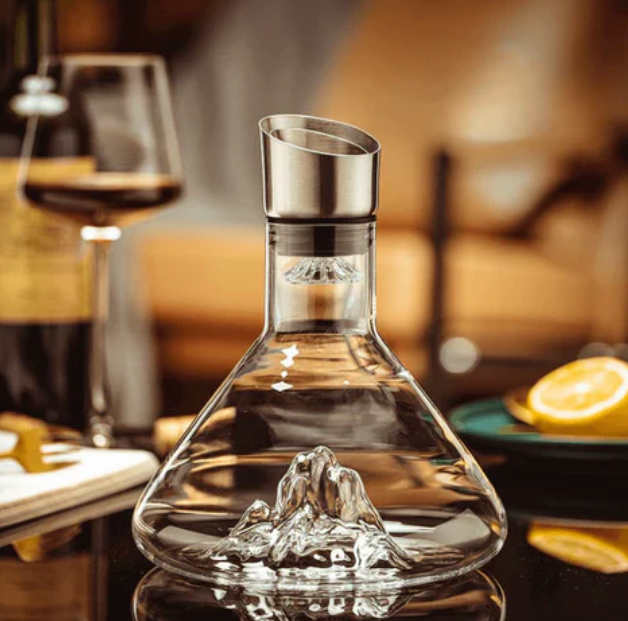 WINE DECANTER